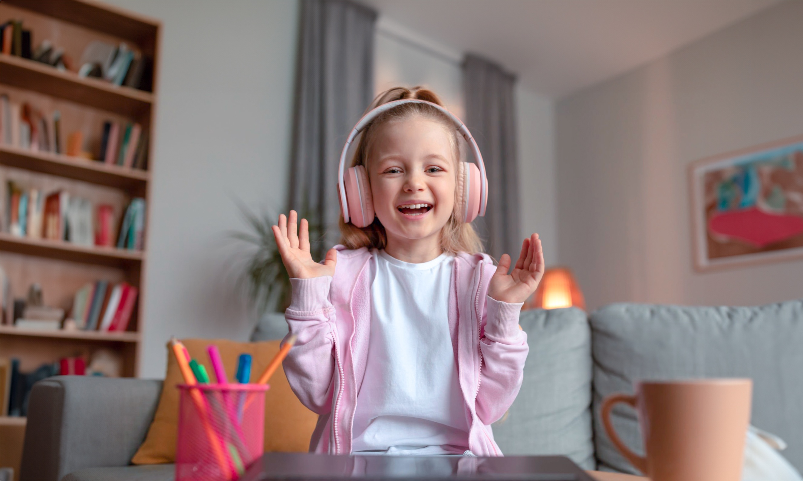 Child learning English online
